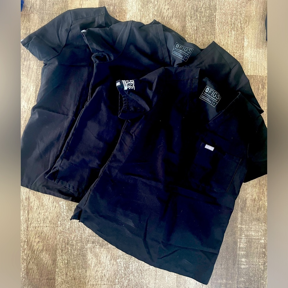 Catarina One-Pocket Scrub Top™